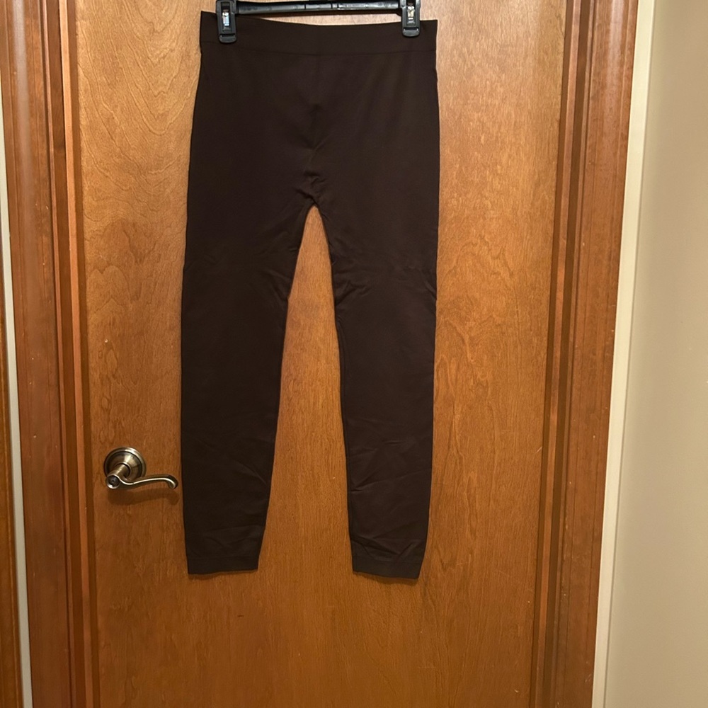 4 pack leggings size L grey (NWT), brown(NWOT), blue(NWOT) black capri leggings - Picture 10 of 16